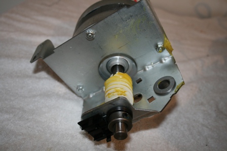 Remove and replace the worm gear